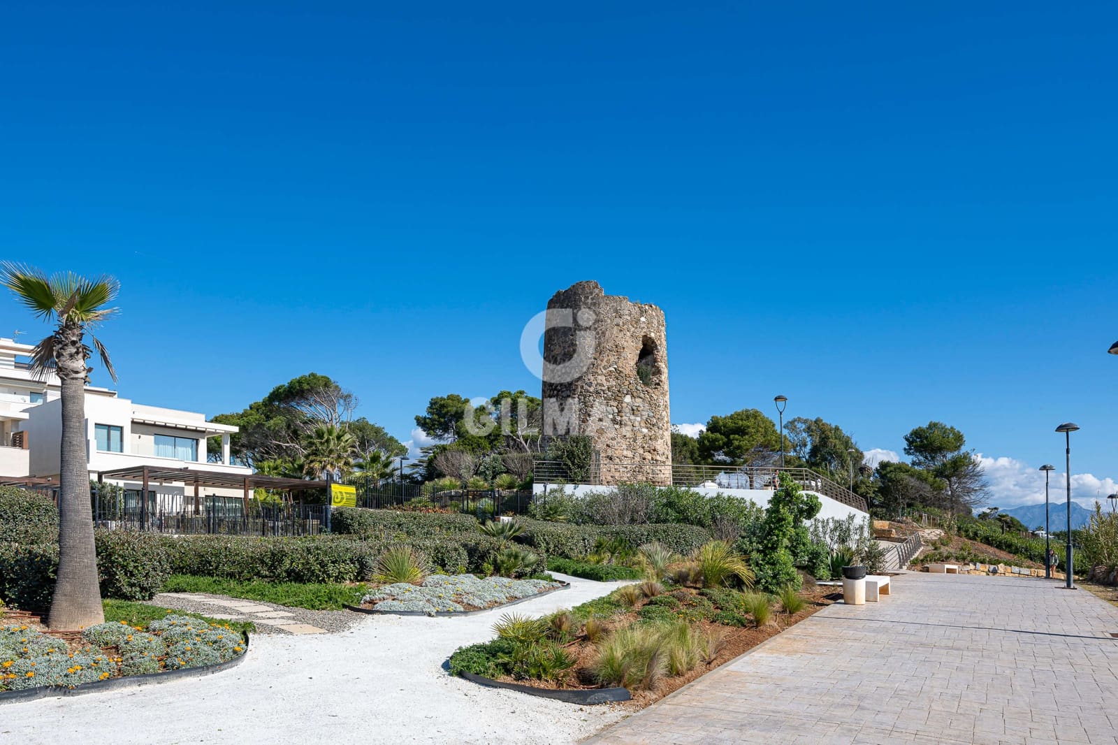 3 Zimmer Wohnung zu verkaufen in El Velerin mit Pool - 1.995.000 € (Ref: 9566780)