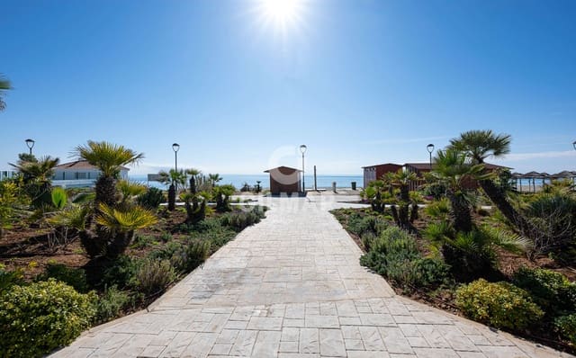 3 makuuhuone Asunto myytävänä paikassa El Velerín, Estepona mukana uima-altaan - 1 995 000 € (Ref: 9566780)