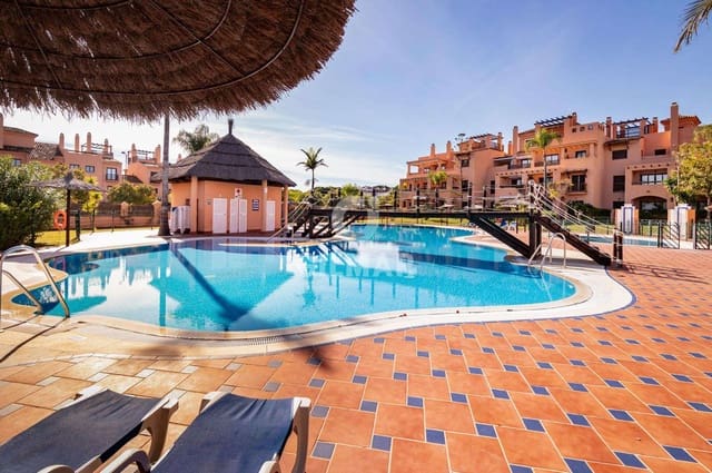 4 Zimmer Wohnung zu verkaufen in Atalaya-Isdabe, Estepona mit Garage - 850.000 € (Ref: 9569507)