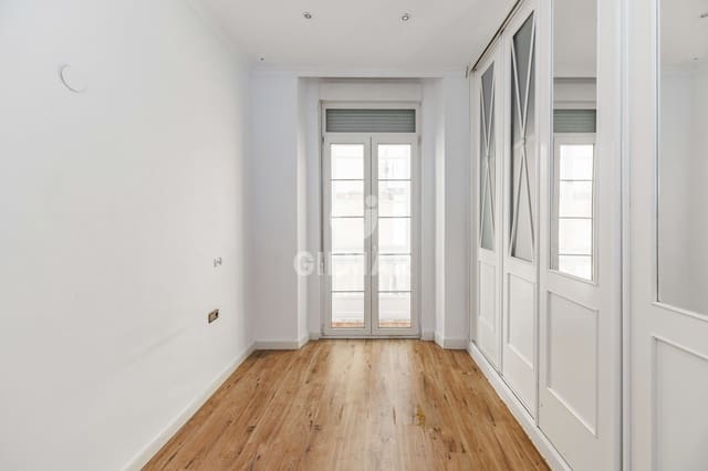 3 soveværelse Lejlighed til salg i Alameda - Mentidero - Teatro Falla, Cádiz by - € 272.000 (Ref: 9570334)