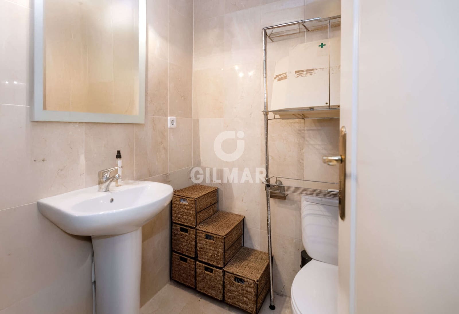 3 soveværelse Lejlighed til salg i Estepona med swimmingpool garage - € 465.000 (Ref: 9571978)