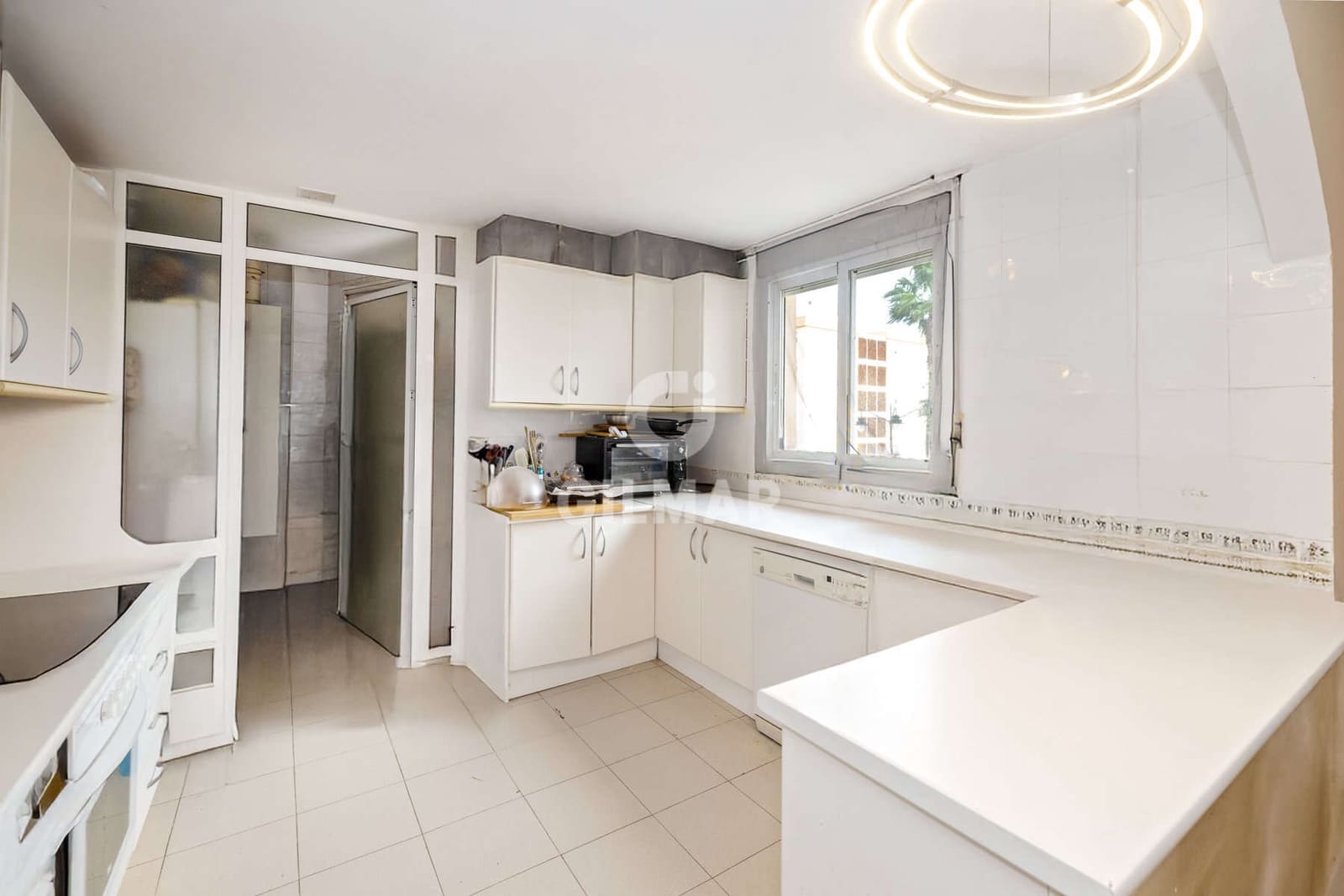 3 soveværelse Lejlighed til salg i Estepona med swimmingpool garage - € 465.000 (Ref: 9571978)