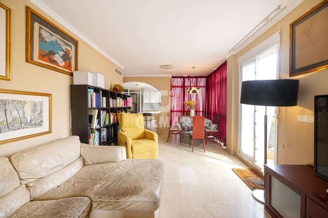 3 makuuhuone Asunto myytävänä paikassa Huerta Nueva, Estepona mukana uima-altaan 
autotalli - 465 000 € (Ref: 9571978)