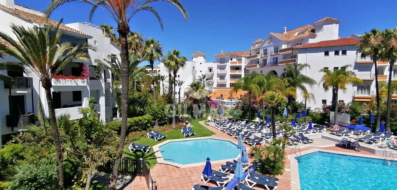 3 chambre Appartement à vendre à Elviria avec piscine garage - 900 000 € (Ref: 9575117)