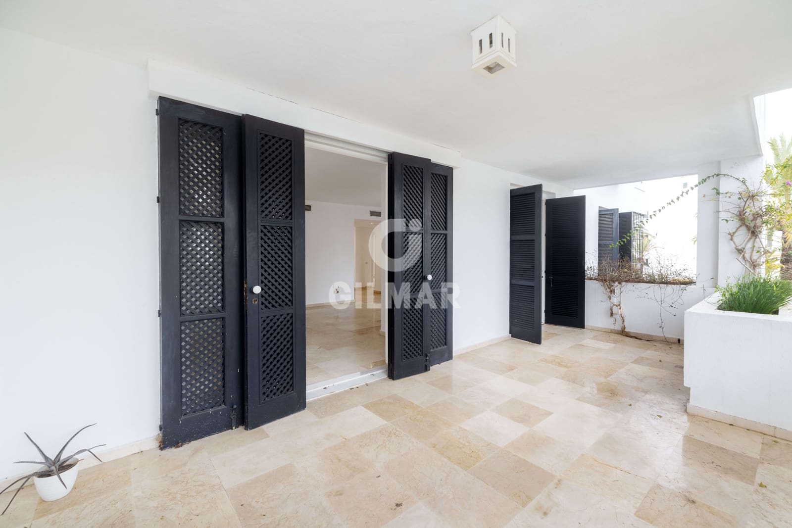 3 chambre Appartement à vendre à Elviria avec piscine garage - 900 000 € (Ref: 9575117)