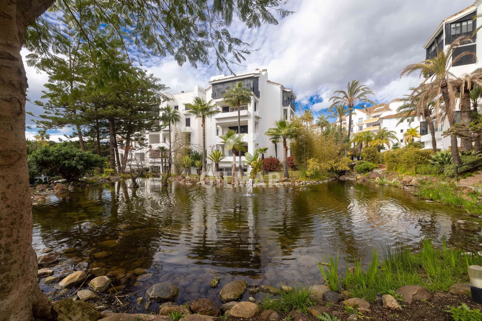 3 chambre Appartement à vendre à Elviria avec piscine garage - 900 000 € (Ref: 9575117)