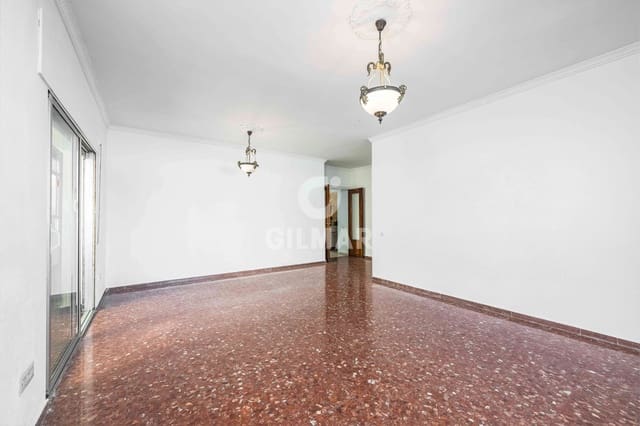 4 quarto Apartamento para venda em Cádis cidade com garagem - 690 000 € (Ref: 9581281)