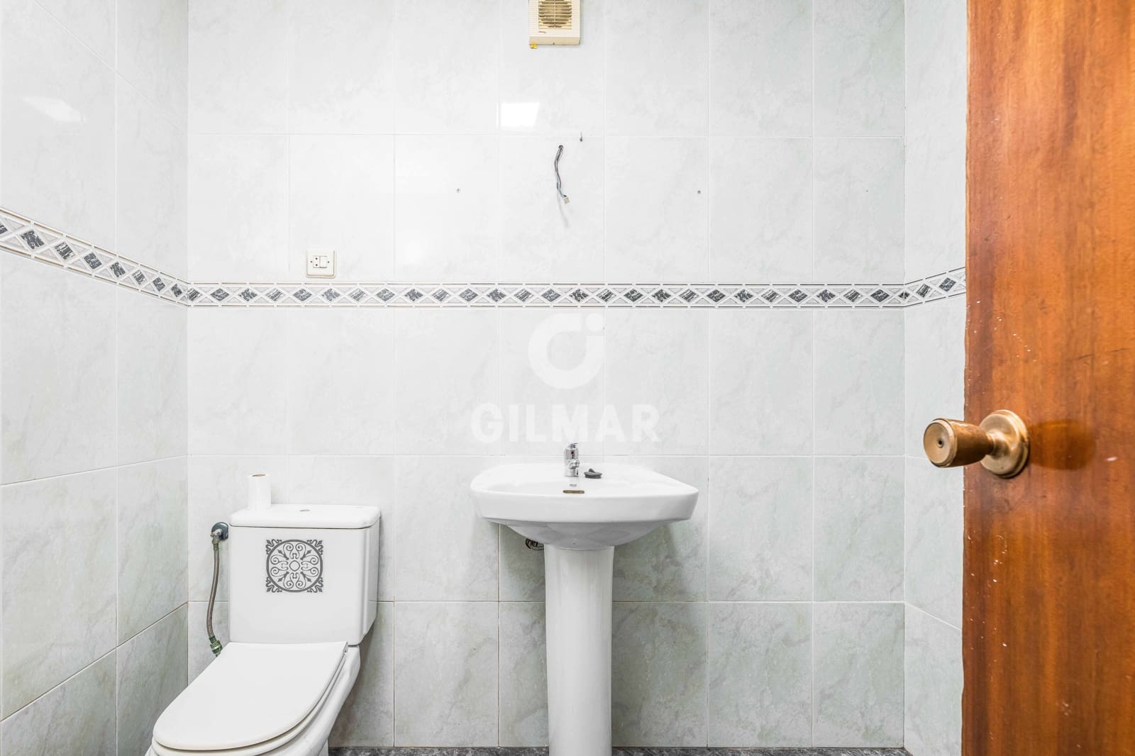 Piso de 4 habitaciones en Cádiz ciudad en venta con garaje - 690.000 € (Ref: 9581281)