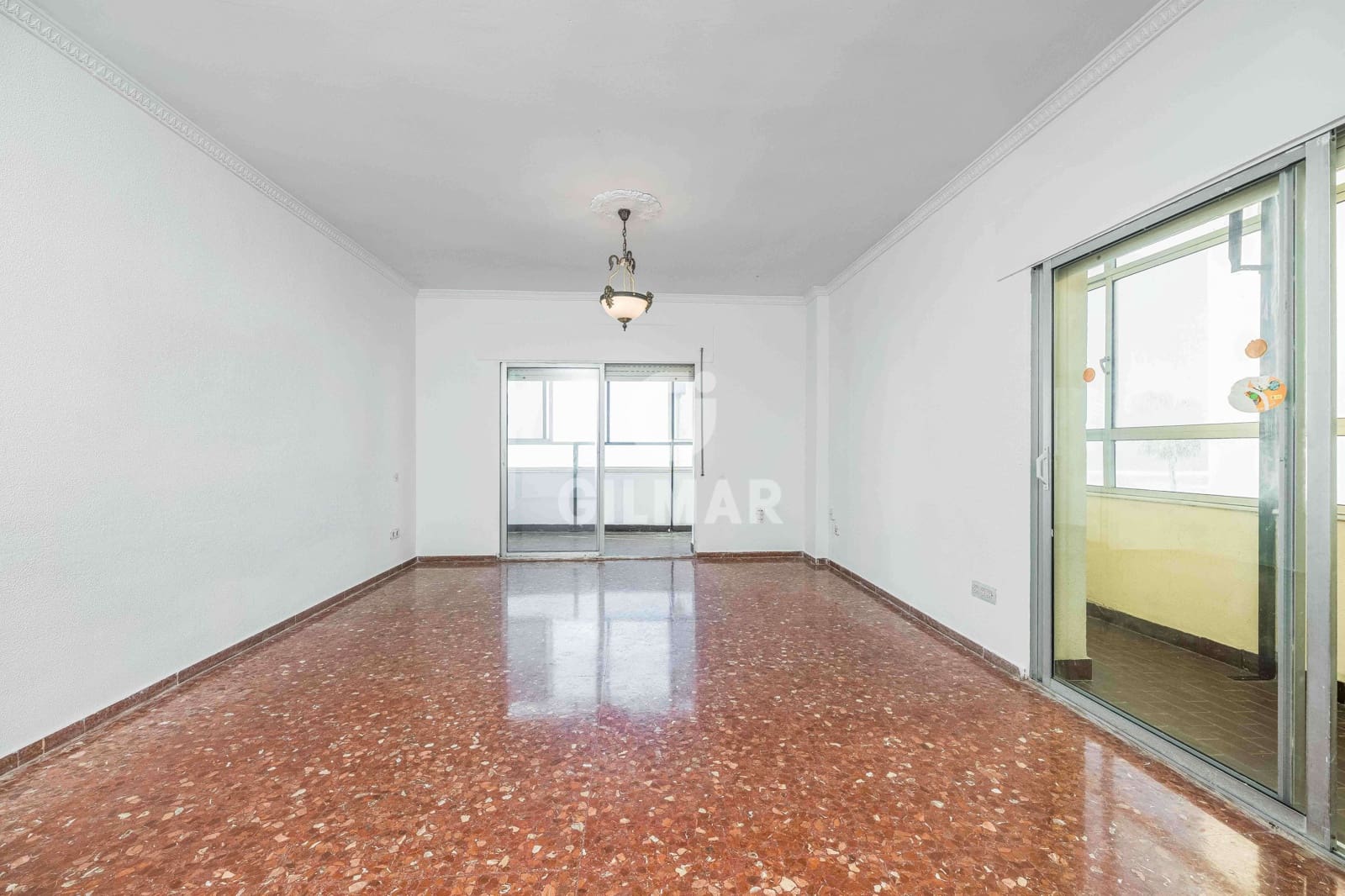 Piso de 4 habitaciones en Cádiz ciudad en venta con garaje - 690.000 € (Ref: 9581281)