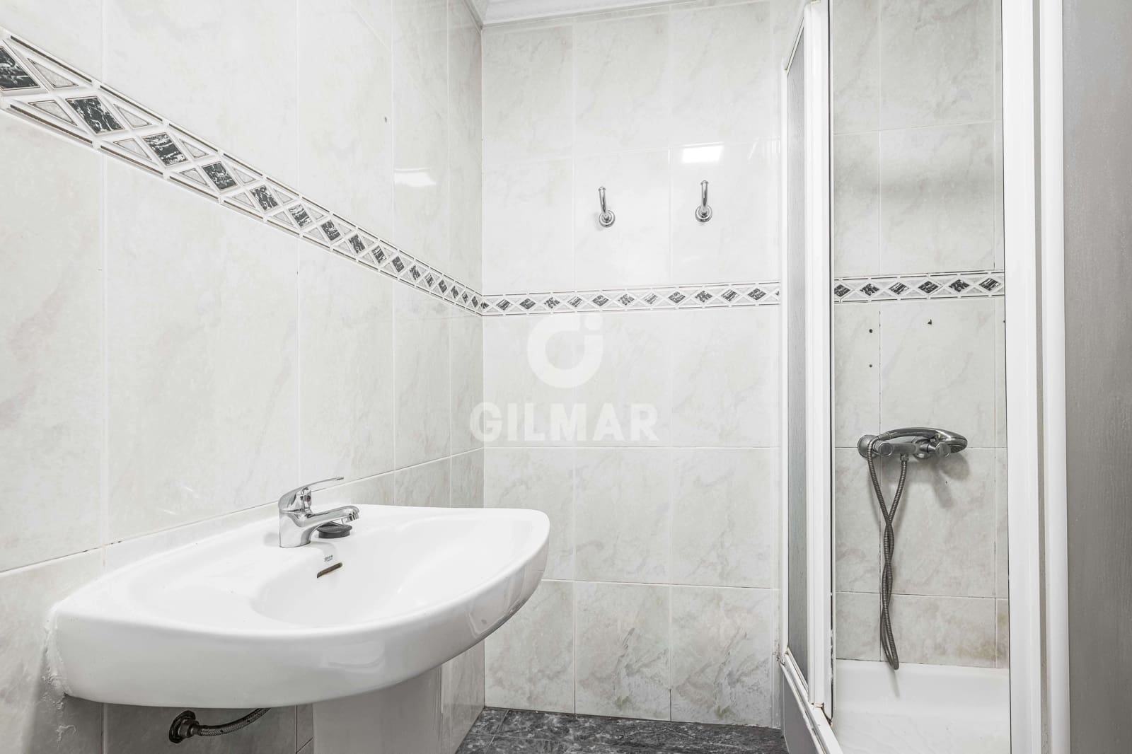 Piso de 4 habitaciones en Cádiz ciudad en venta con garaje - 690.000 € (Ref: 9581281)