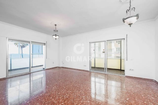 4 quarto Apartamento para venda em Cádis cidade com garagem - 690 000 € (Ref: 9581281)