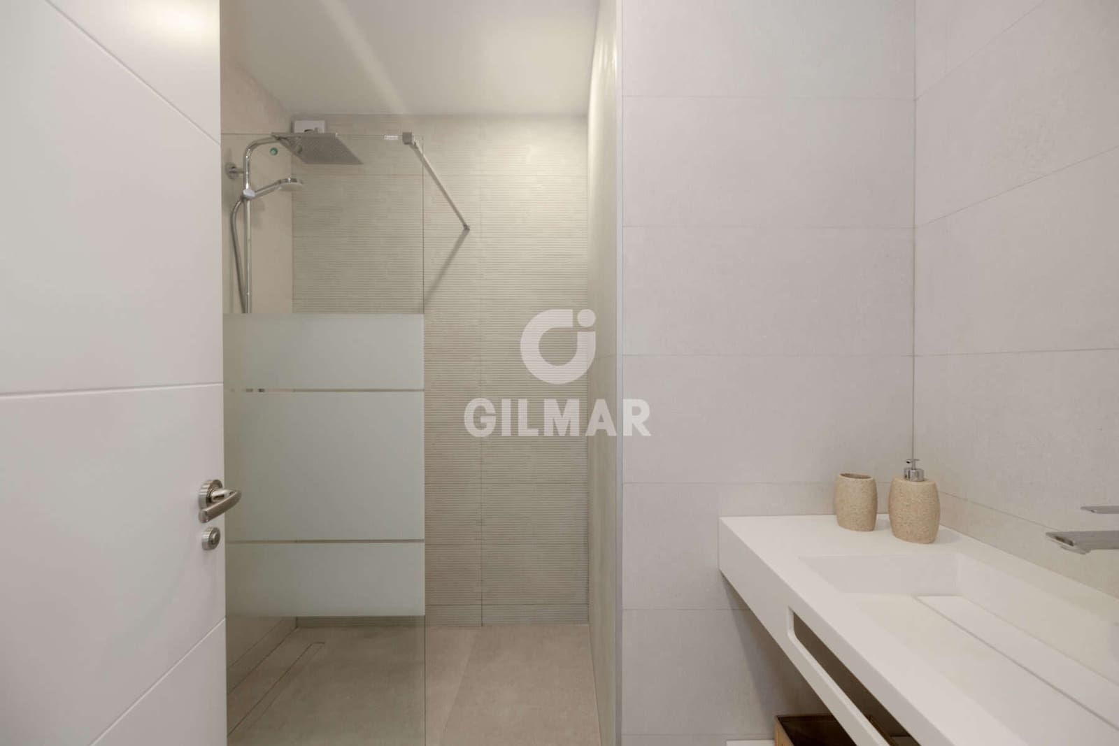 2 quarto Apartamento para venda em Estepona - 895 000 € (Ref: 9583185)