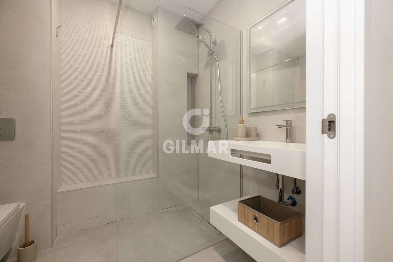 2 quarto Apartamento para venda em Estepona - 895 000 € (Ref: 9583185)