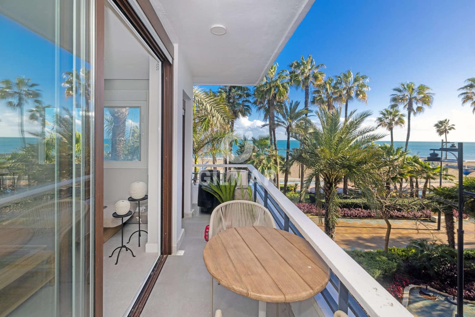 2 quarto Apartamento para venda em Estepona - 895 000 € (Ref: 9583185)