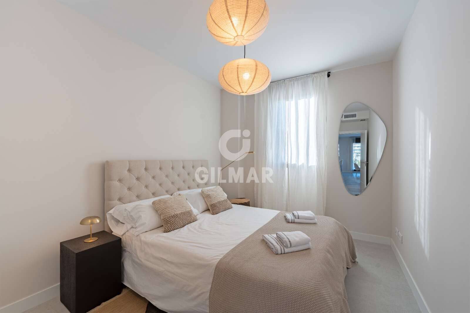 3 makuuhuone Kattohuoneisto myytävänä paikassa Estepona mukana uima-altaan 
autotalli - 975 000 € (Ref: 9583588)