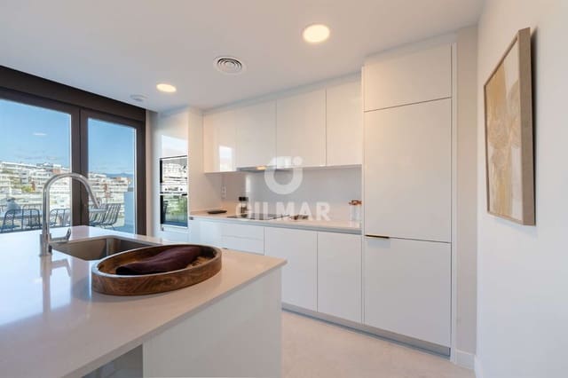 3 makuuhuone Kattohuoneisto myytävänä paikassa Huerta Nueva, Estepona mukana uima-altaan 
autotalli - 975 000 € (Ref: 9583588)