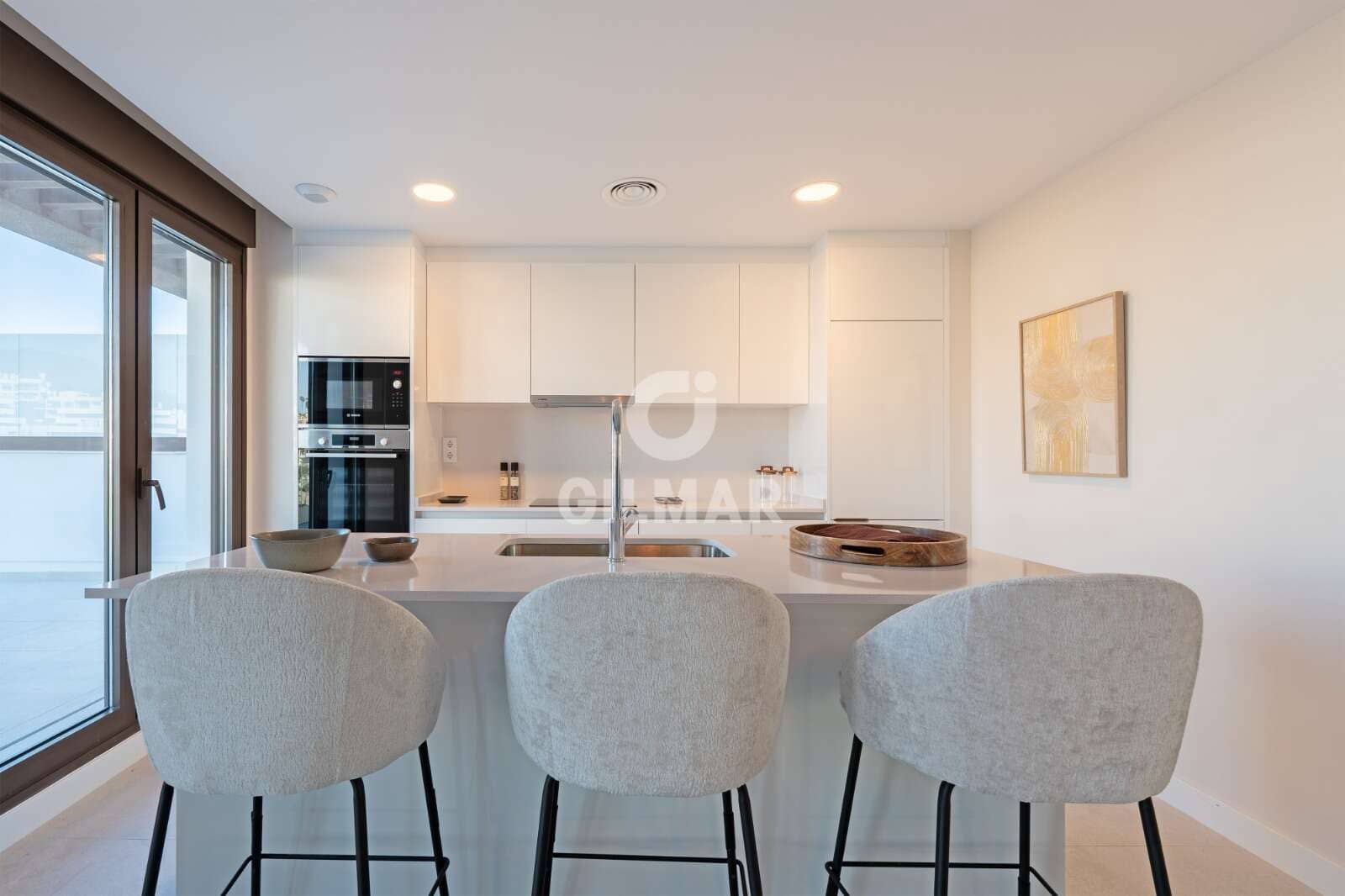 3 makuuhuone Kattohuoneisto myytävänä paikassa Estepona mukana uima-altaan 
autotalli - 975 000 € (Ref: 9583588)