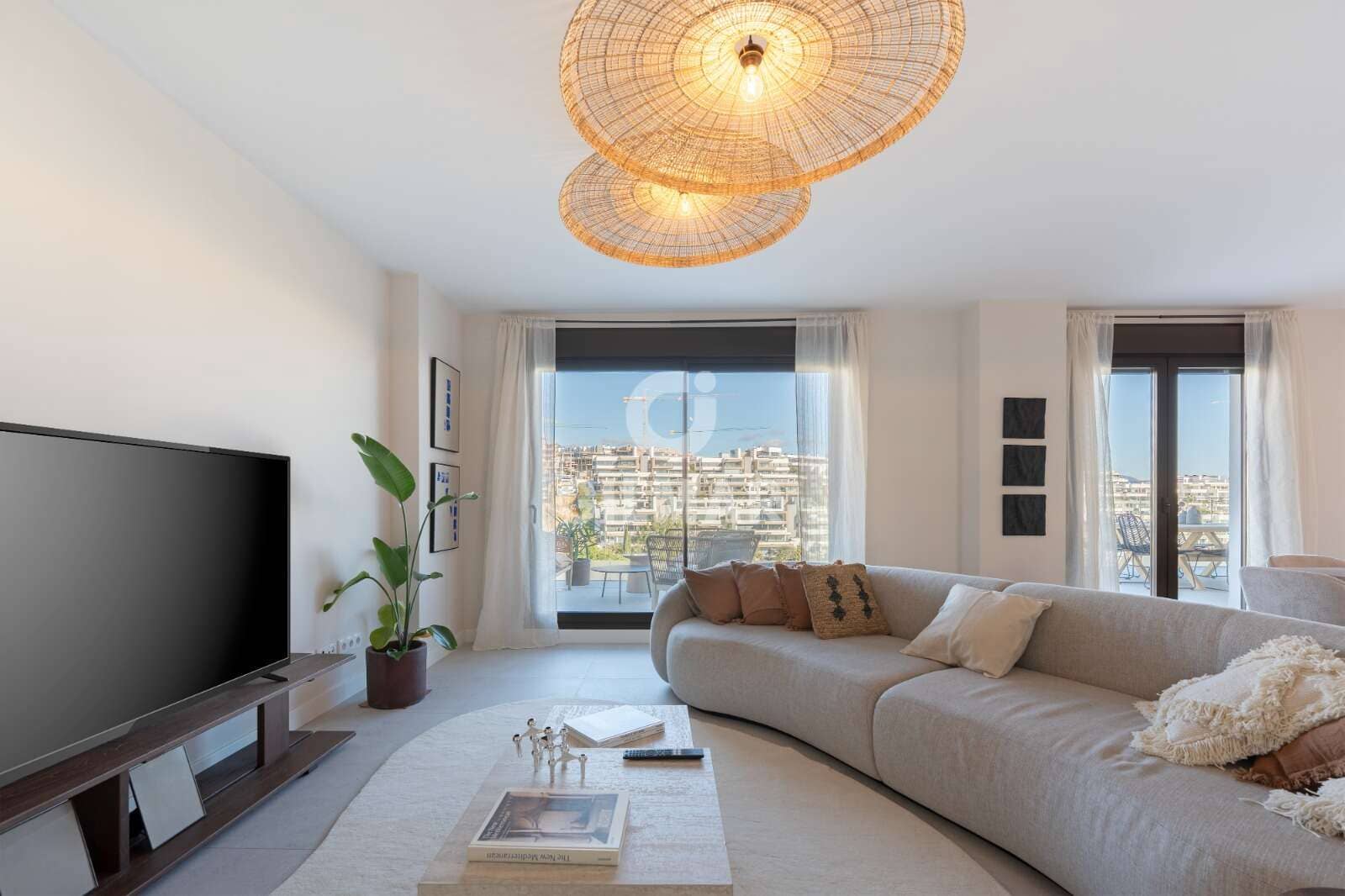 3 makuuhuone Kattohuoneisto myytävänä paikassa Estepona mukana uima-altaan 
autotalli - 975 000 € (Ref: 9583588)