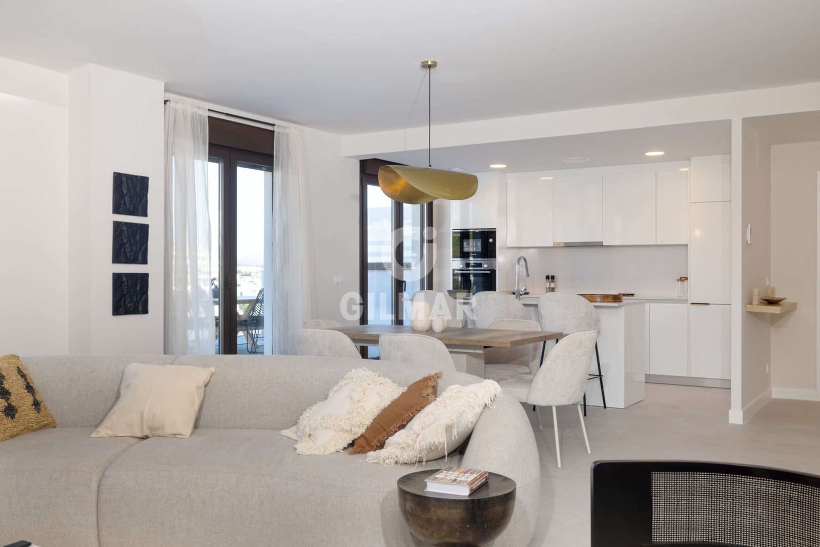 3 Zimmer Penthouse zu verkaufen in Estepona mit Pool Garage - 975.000 € (Ref: 9583588)