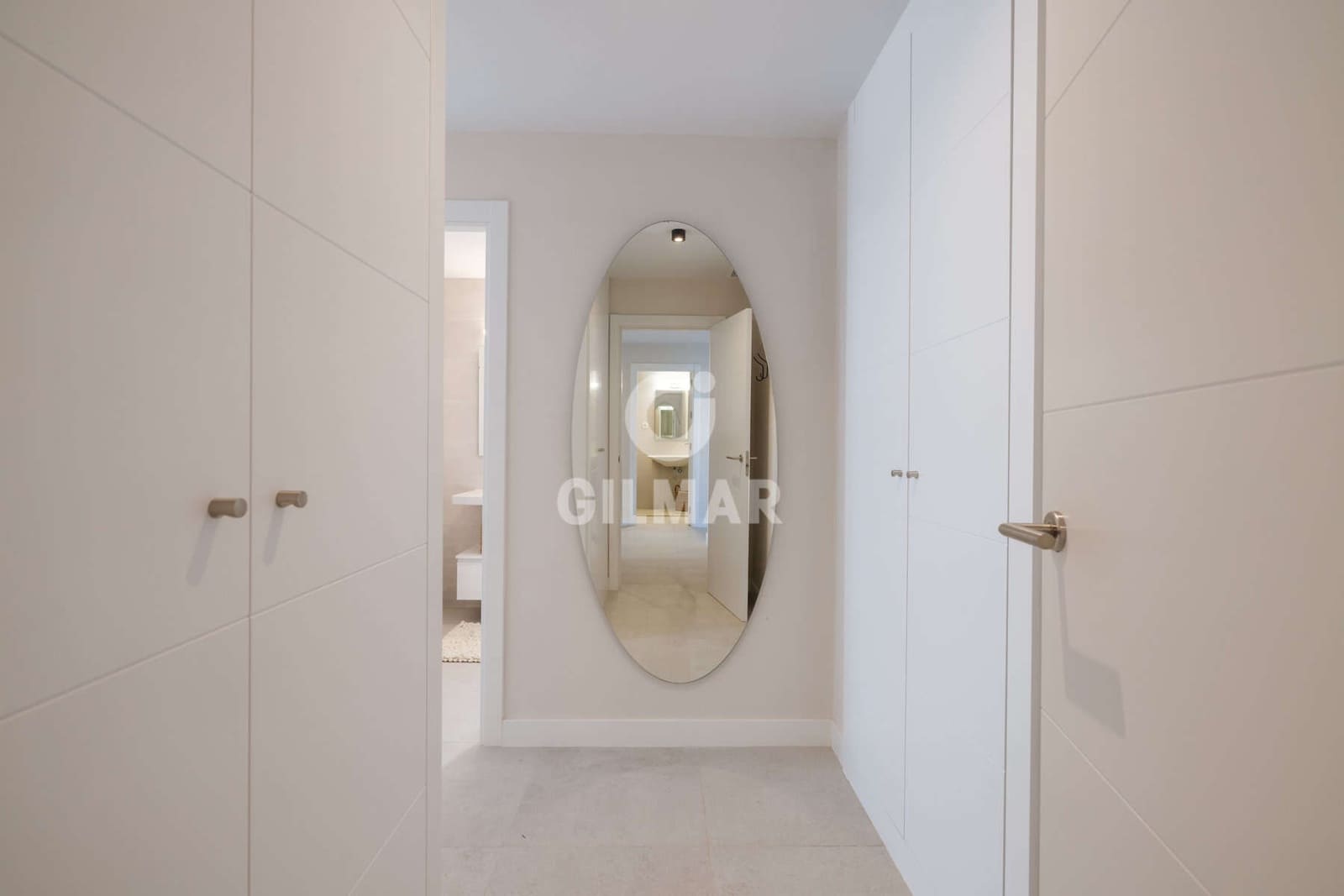 3 Zimmer Penthouse zu verkaufen in Estepona mit Pool Garage - 975.000 € (Ref: 9583588)