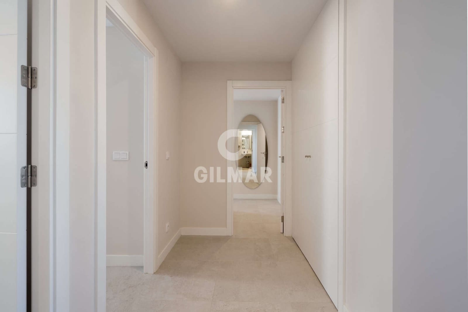 3 Zimmer Penthouse zu verkaufen in Estepona mit Pool Garage - 975.000 € (Ref: 9583588)