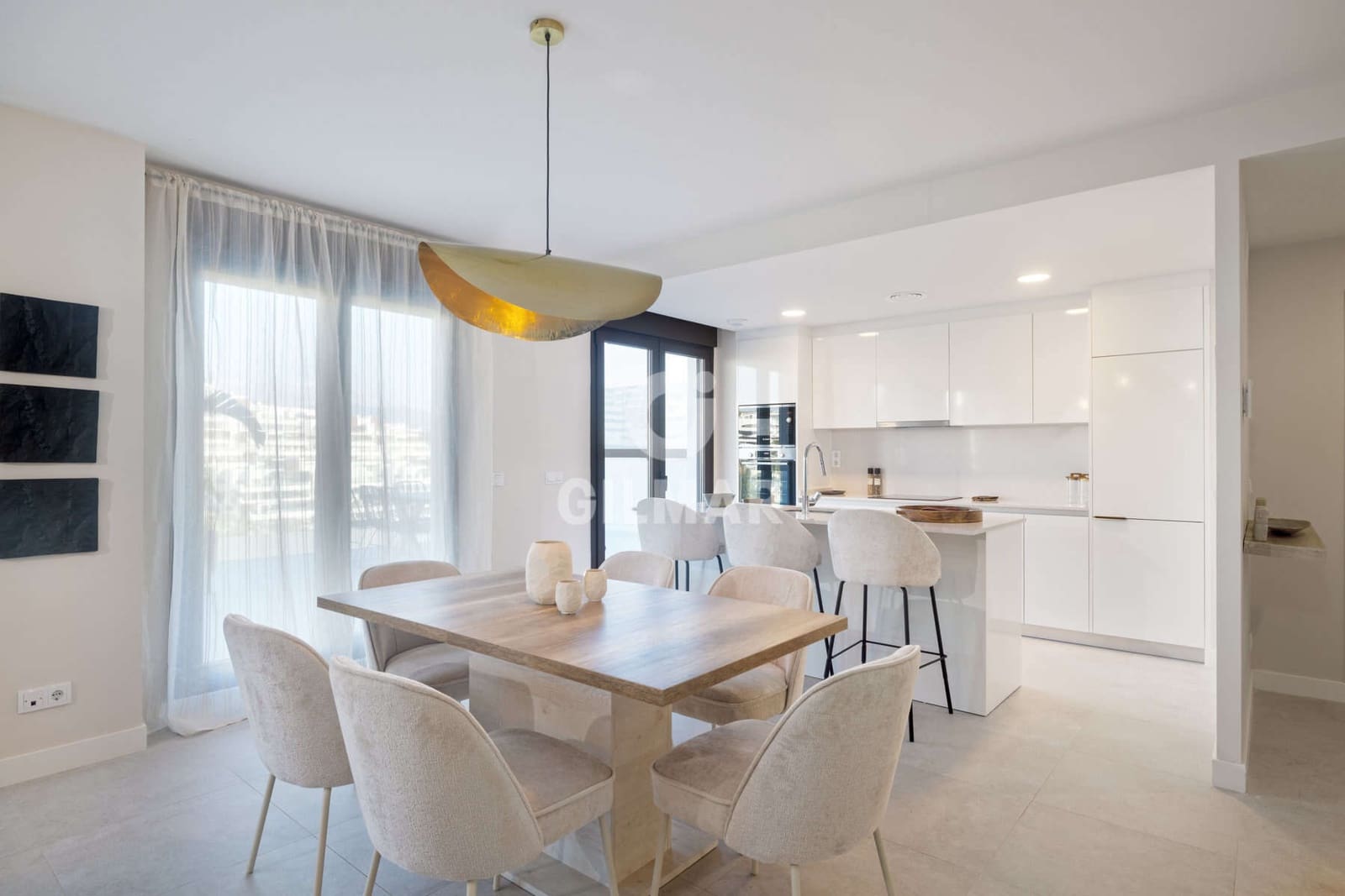 3 Zimmer Penthouse zu verkaufen in Estepona mit Pool Garage - 975.000 € (Ref: 9583588)