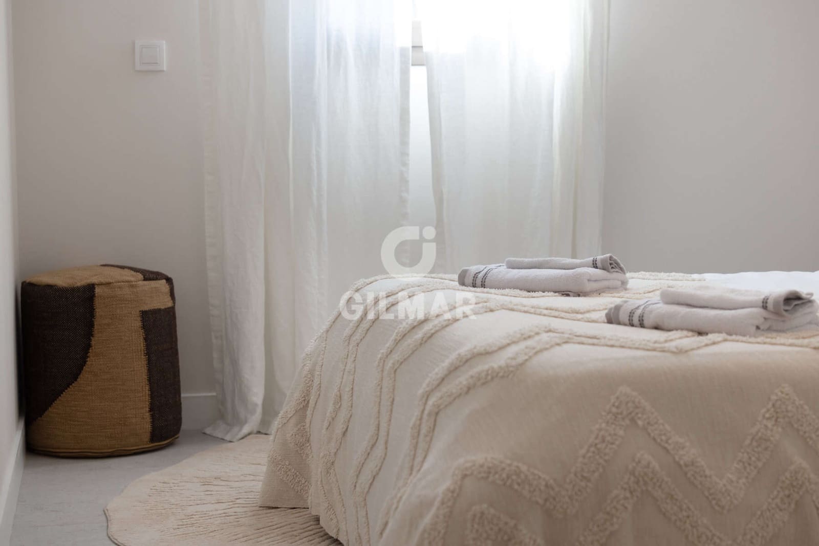 3 Zimmer Penthouse zu verkaufen in Estepona mit Pool Garage - 975.000 € (Ref: 9583588)