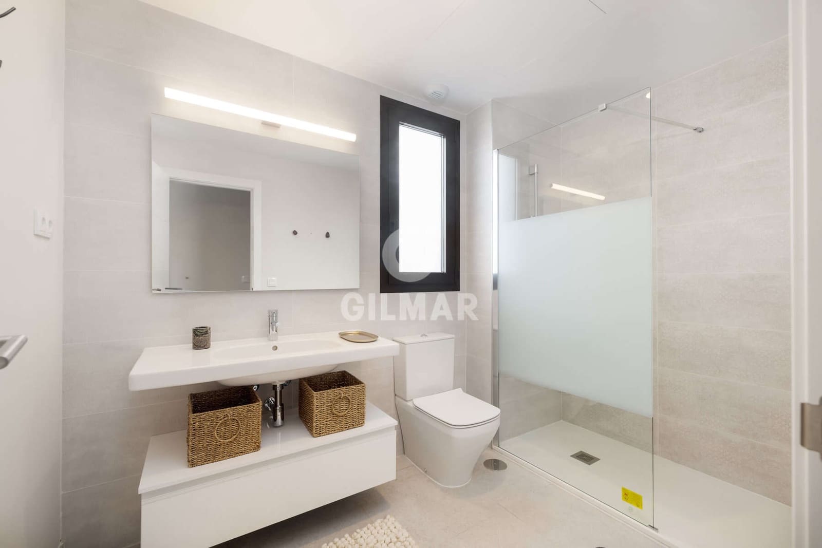 3 Zimmer Penthouse zu verkaufen in Estepona mit Pool Garage - 975.000 € (Ref: 9583588)