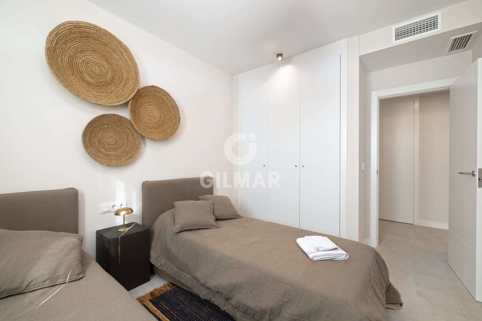 3 Zimmer Penthouse zu verkaufen in Estepona mit Pool Garage - 975.000 € (Ref: 9583588)