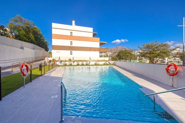3 chambre Penthouse à vendre à Huerta Nueva, Estepona avec piscine garage - 975 000 € (Ref: 9583588)