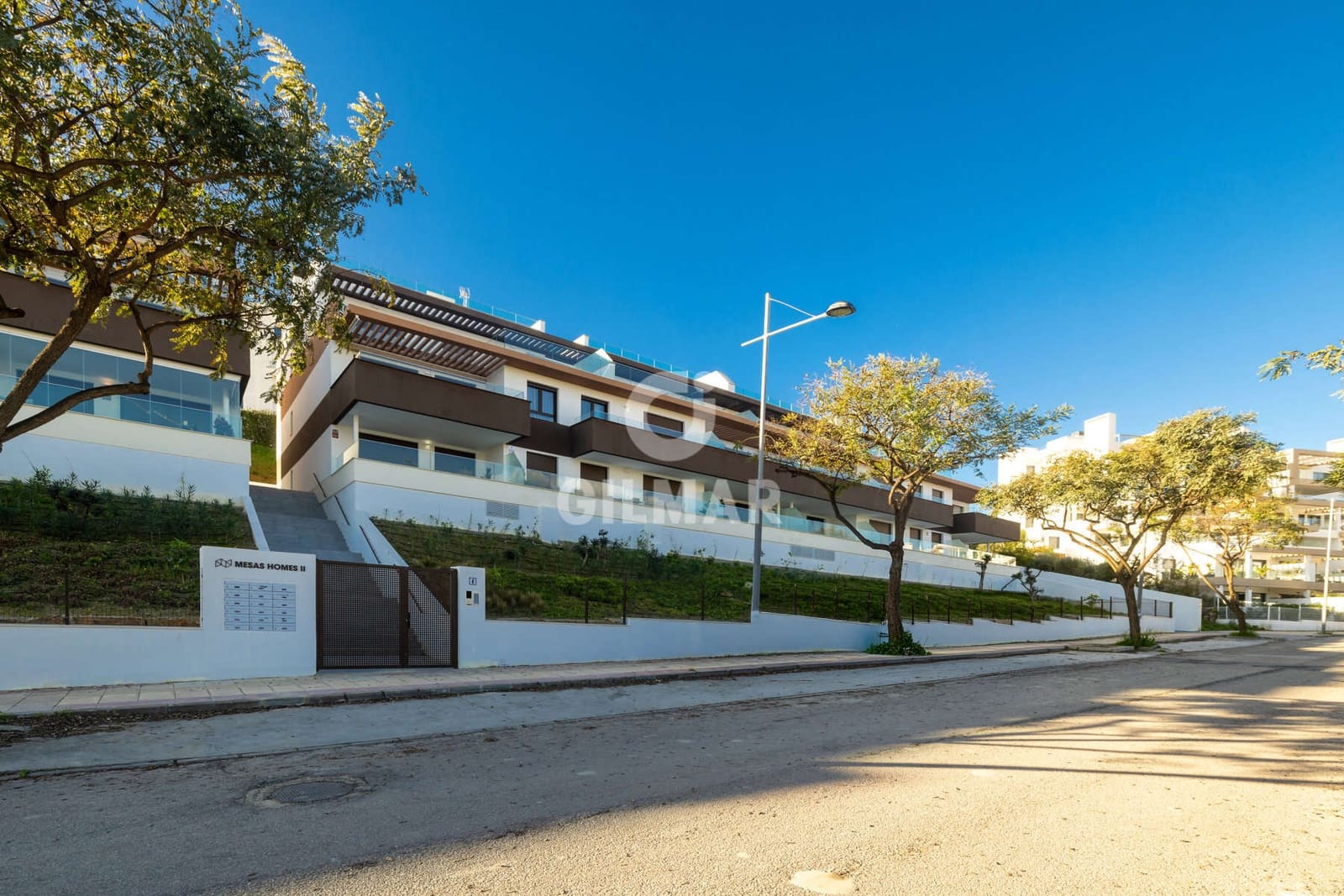 3 Zimmer Penthouse zu verkaufen in Estepona mit Pool Garage - 975.000 € (Ref: 9583588)