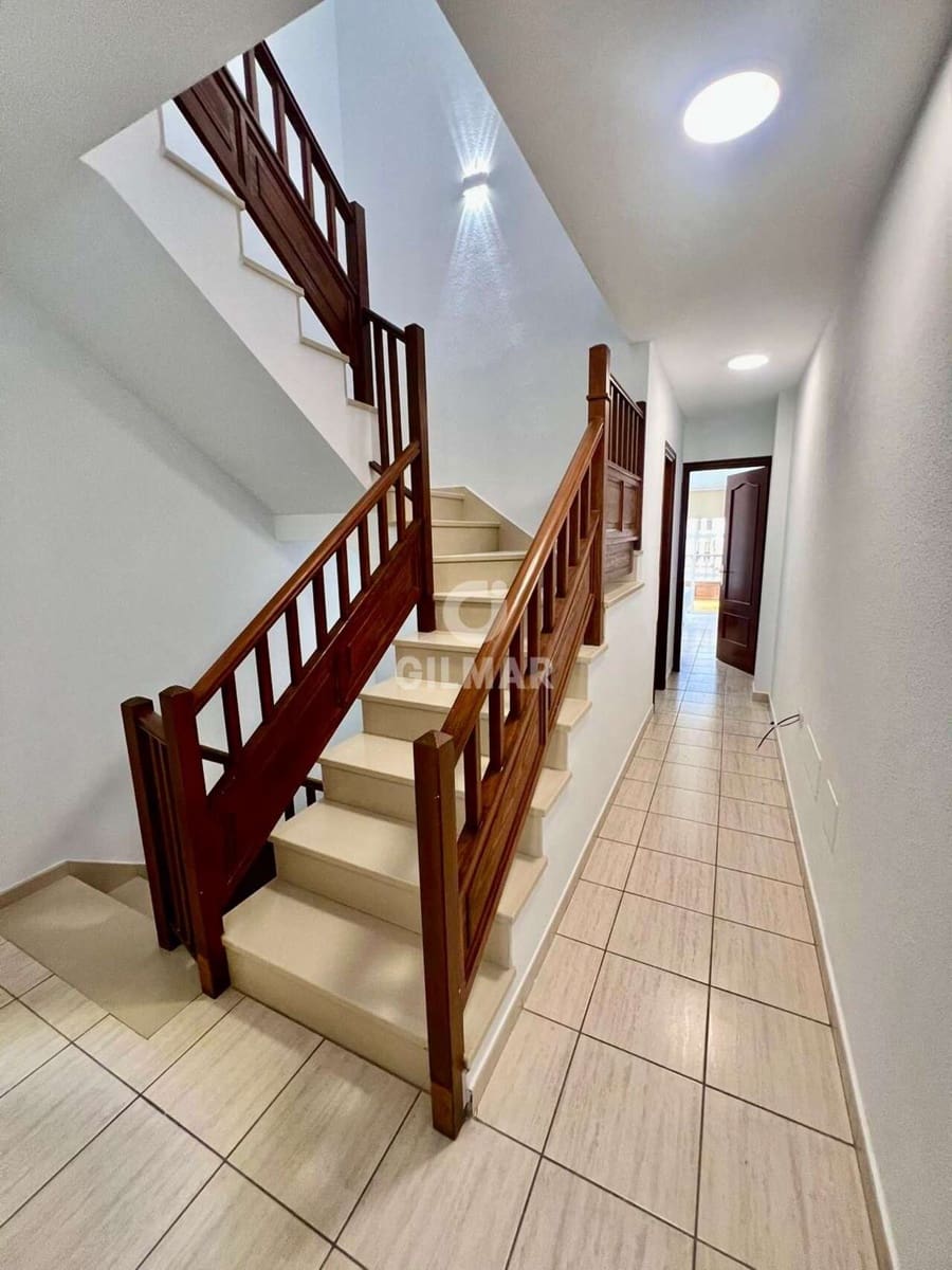 3 chambre Appartement à vendre à Valle de San Lorenzo avec garage - 290 000 € (Ref: 9585036)