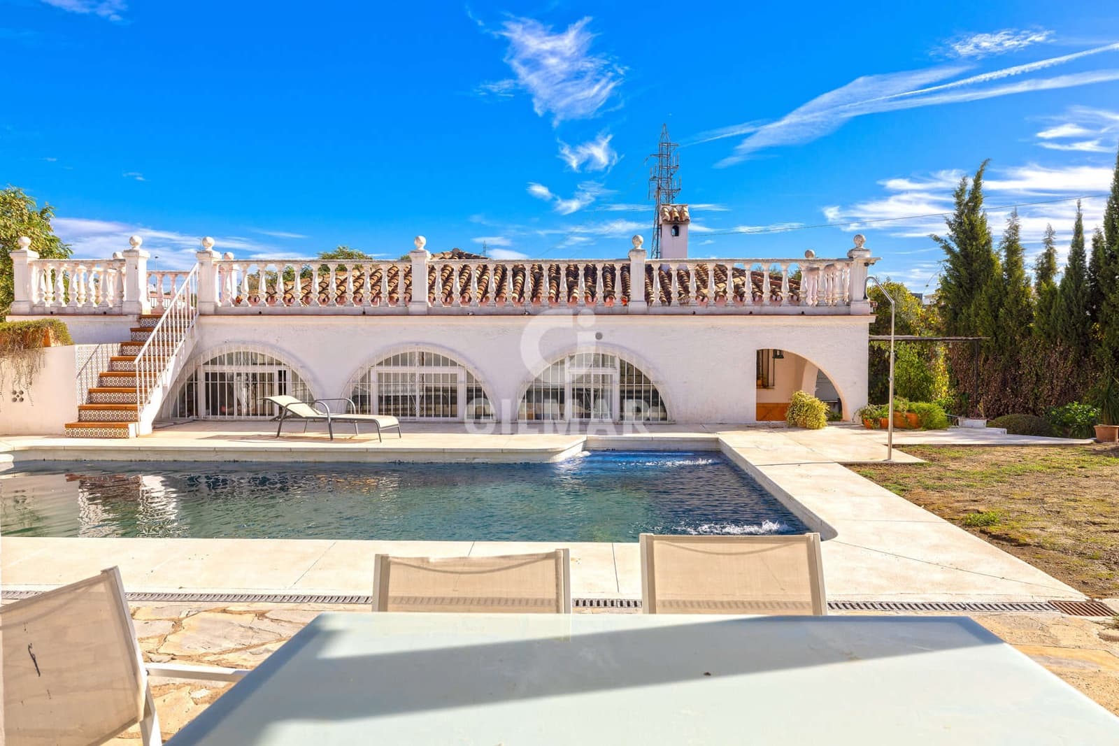 4 sovrum Villa till salu i Estepona med pool garage - 1 700 000 € (Ref: 9592095)