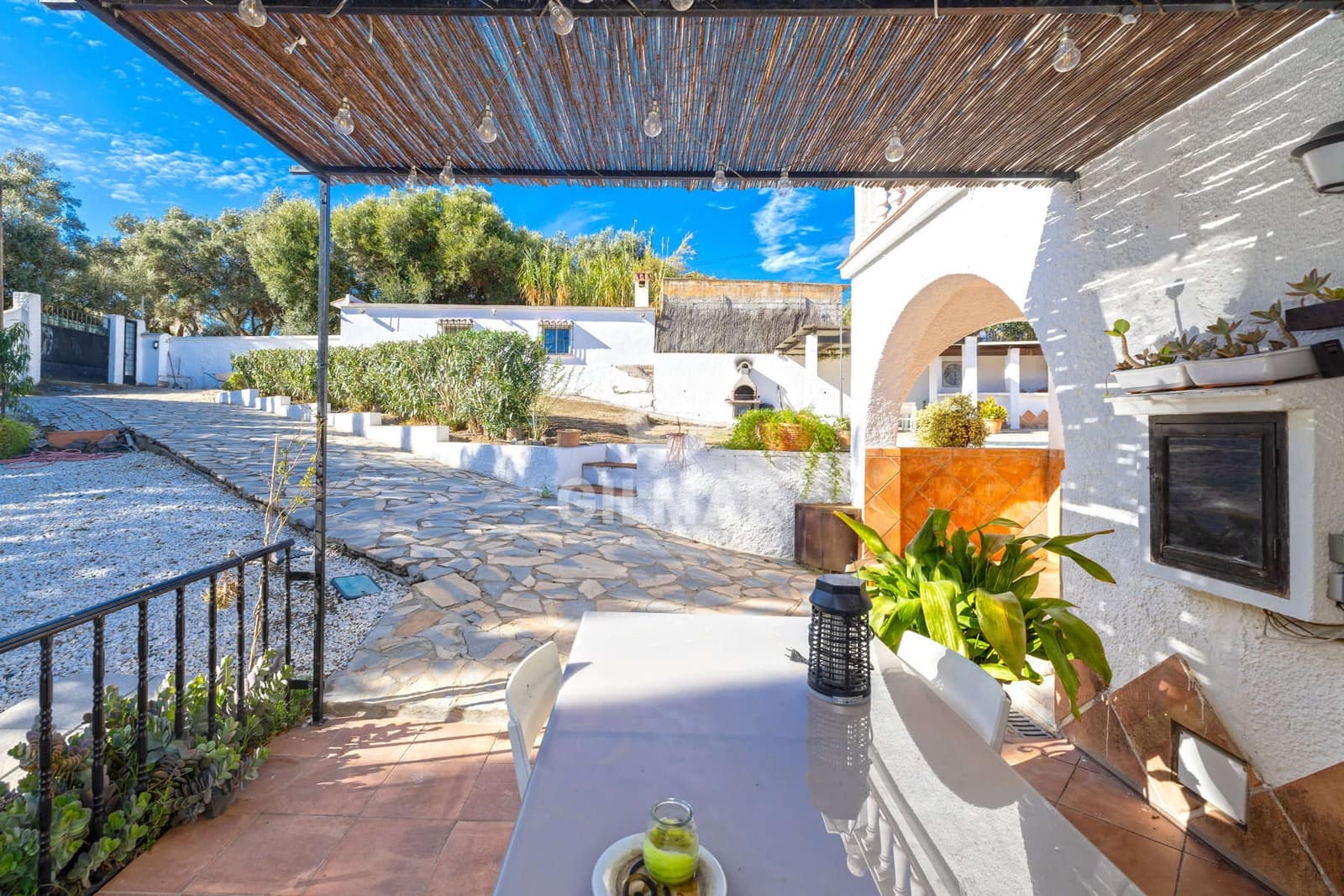 4 sovrum Villa till salu i Estepona med pool garage - 1 700 000 € (Ref: 9592095)