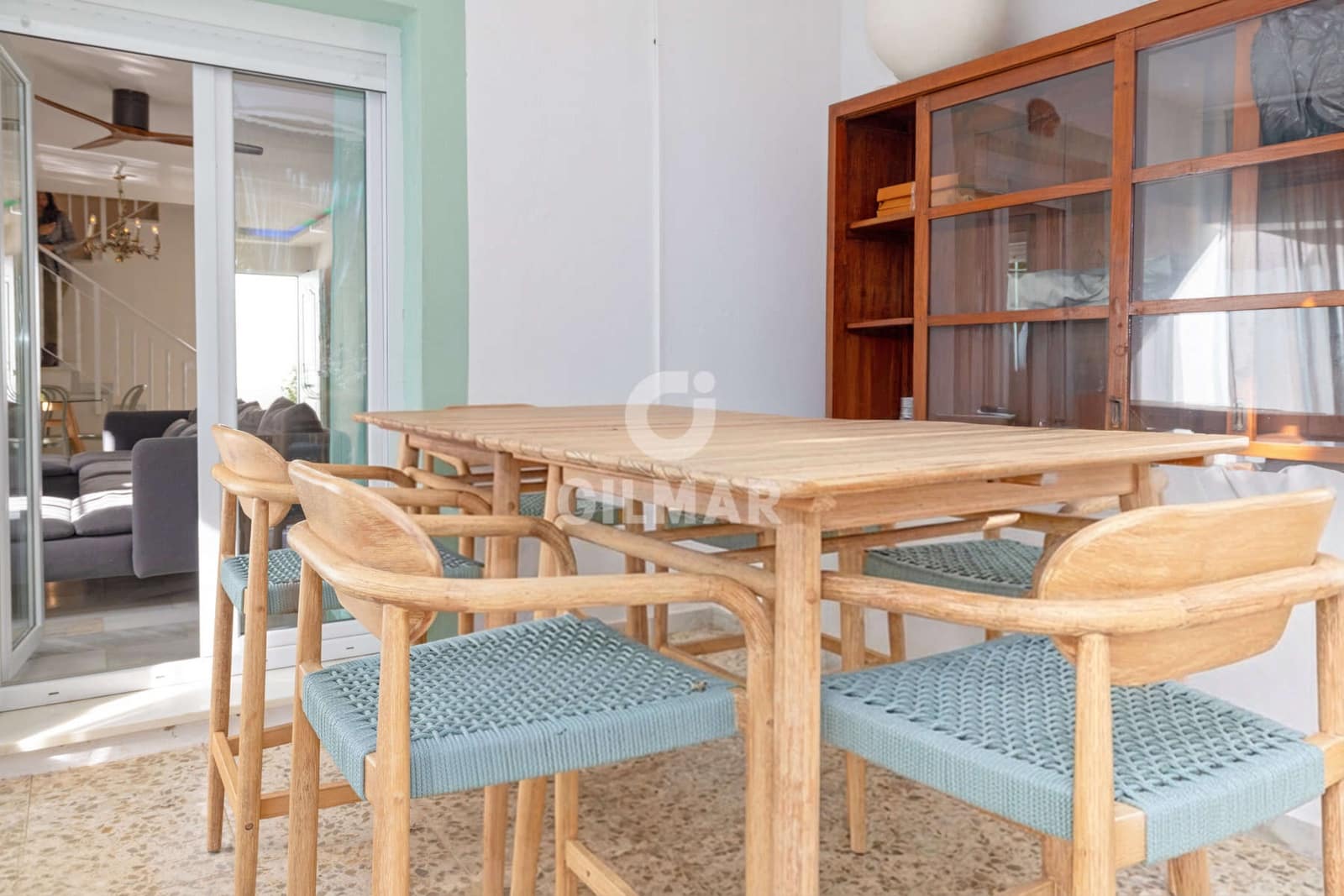 2 sovrum Semi-fristående Villa till salu i Estepona med pool - 375 000 € (Ref: 9592096)