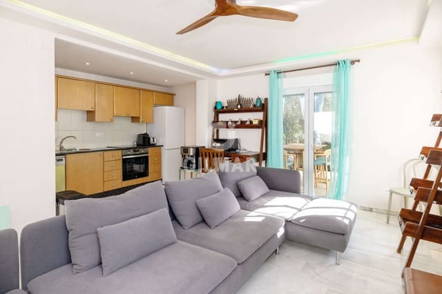 2 slaapkamer Halfvrijstaande villa te koop in Altos de Estepona, Estepona met zwembad - € 375.000 (Ref: 9592096)