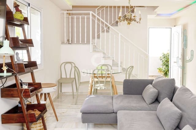 2 slaapkamer Halfvrijstaande villa te koop in Altos de Estepona, Estepona met zwembad - € 375.000 (Ref: 9592096)