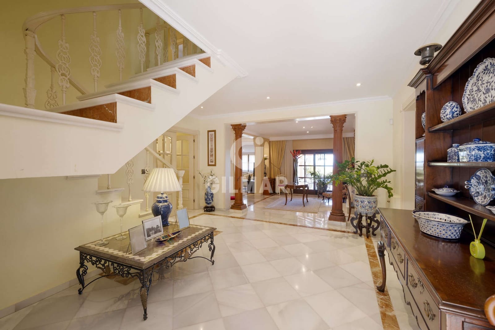5 bedroom Villa for sale in Estepona with pool - € 4,200,000 (Ref: 9592097)