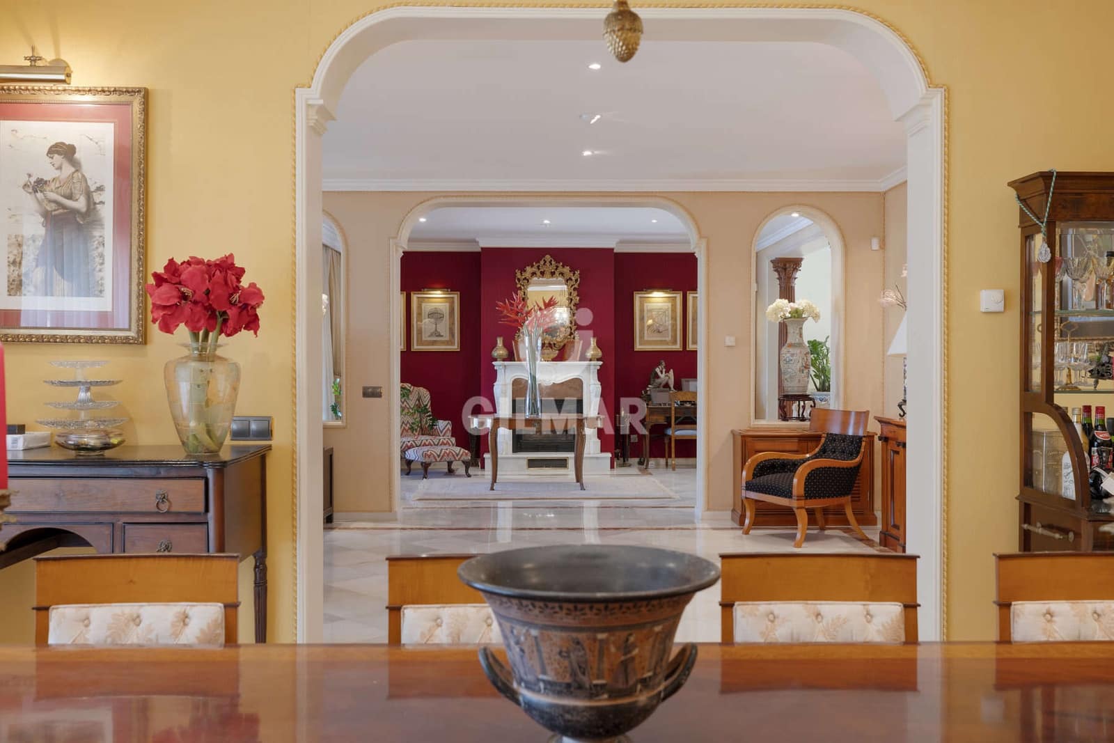 5 bedroom Villa for sale in Estepona with pool - € 4,200,000 (Ref: 9592097)