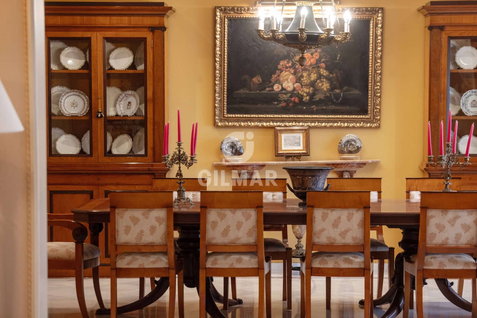 5 bedroom Villa for sale in Estepona with pool - € 4,200,000 (Ref: 9592097)