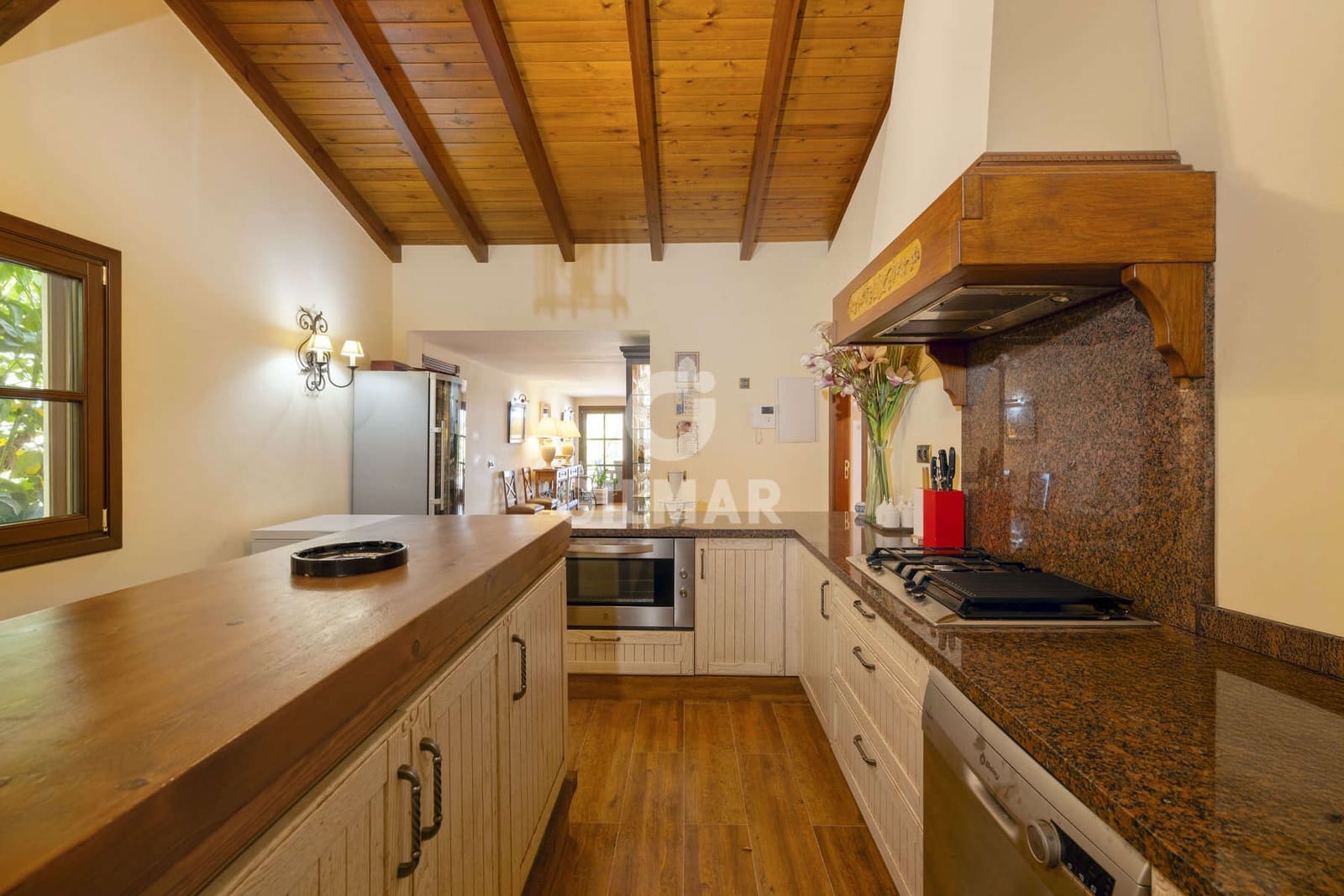 5 bedroom Villa for sale in Estepona with pool - € 4,200,000 (Ref: 9592097)