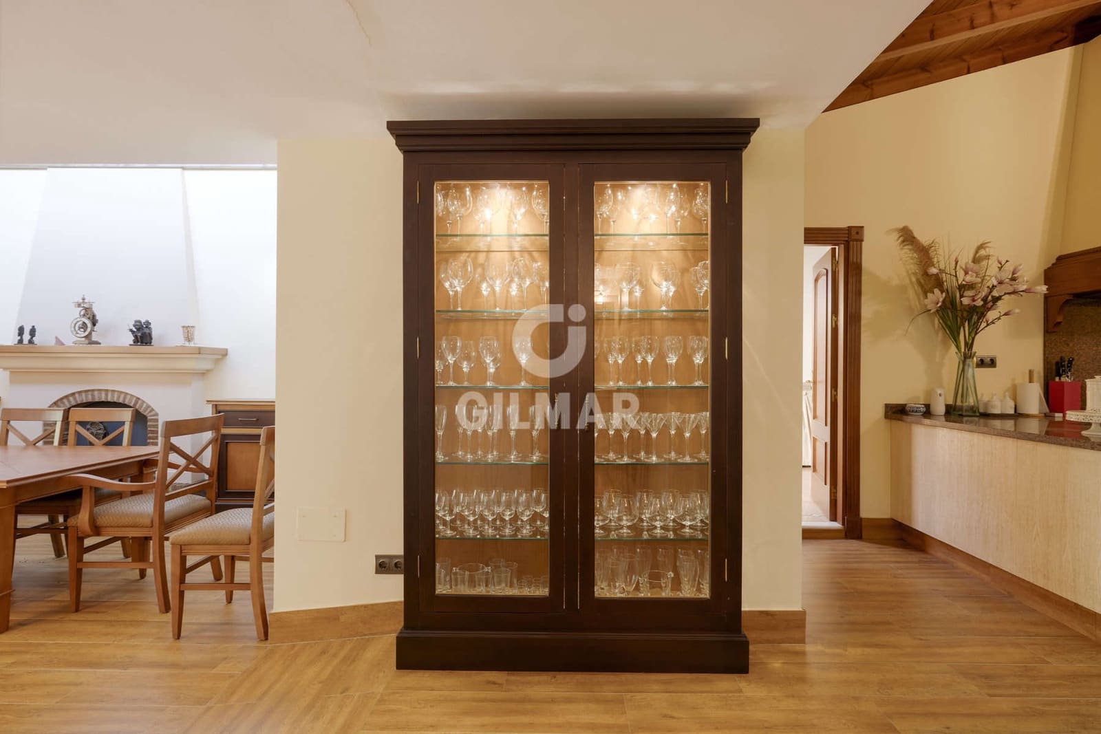 5 bedroom Villa for sale in Estepona with pool - € 4,200,000 (Ref: 9592097)