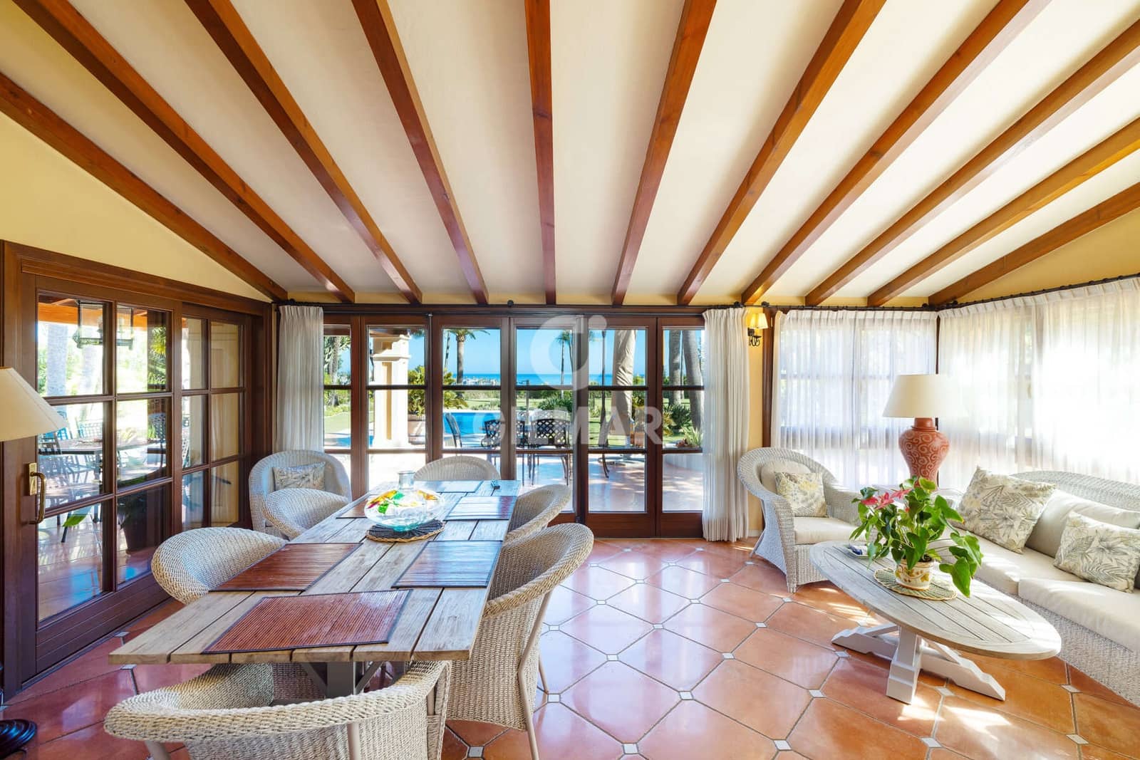 5 bedroom Villa for sale in Estepona with pool - € 4,200,000 (Ref: 9592097)