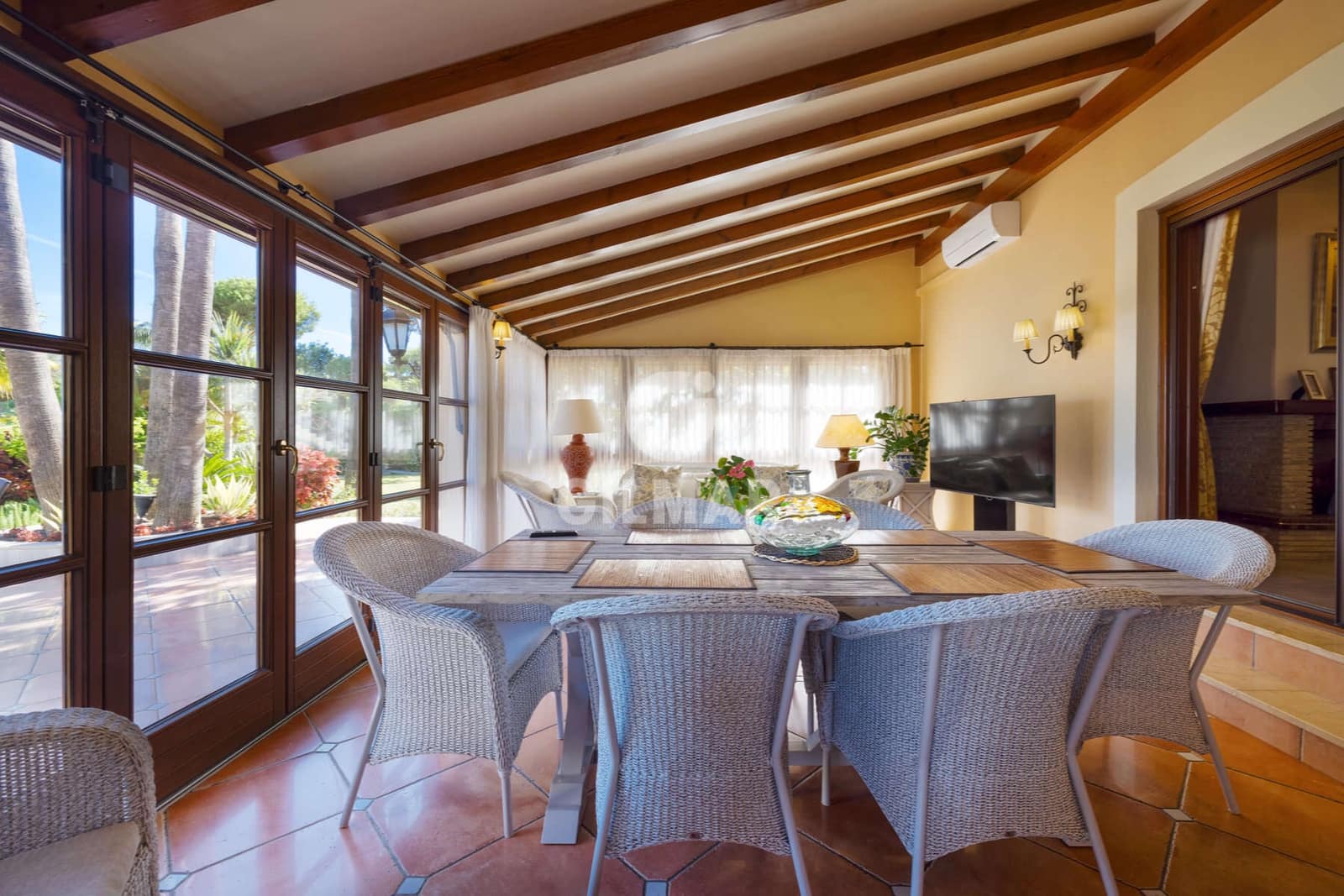 5 bedroom Villa for sale in Estepona with pool - € 4,200,000 (Ref: 9592097)