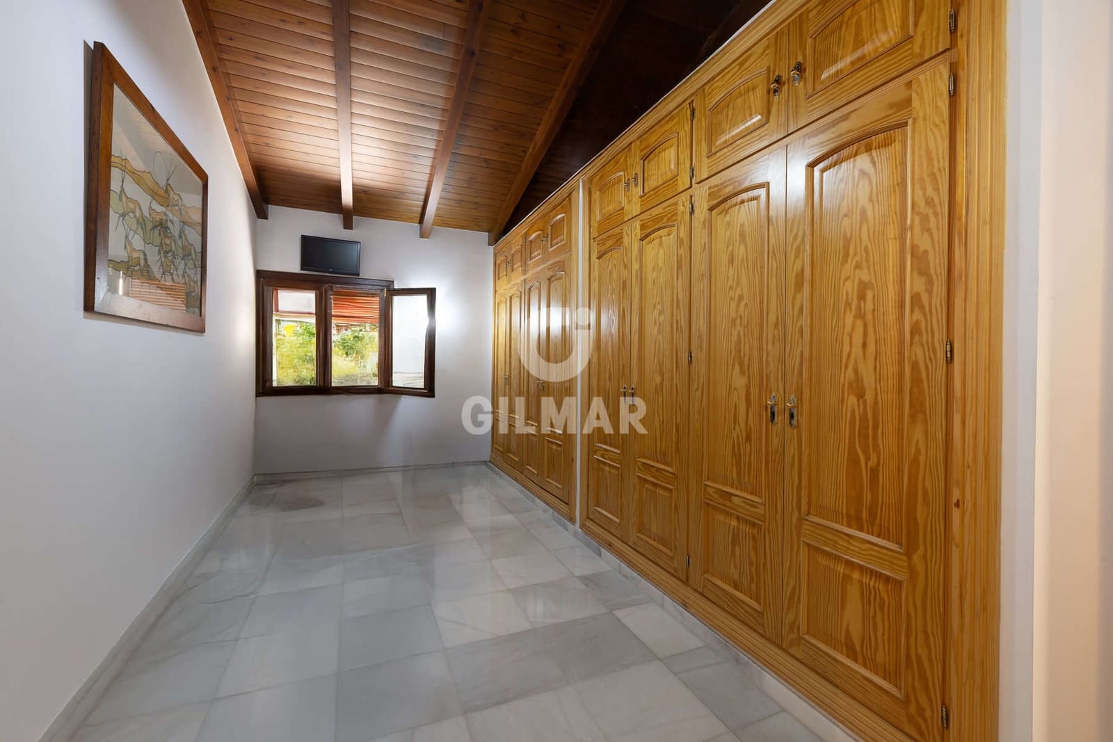 5 bedroom Villa for sale in Estepona with pool - € 4,200,000 (Ref: 9592097)