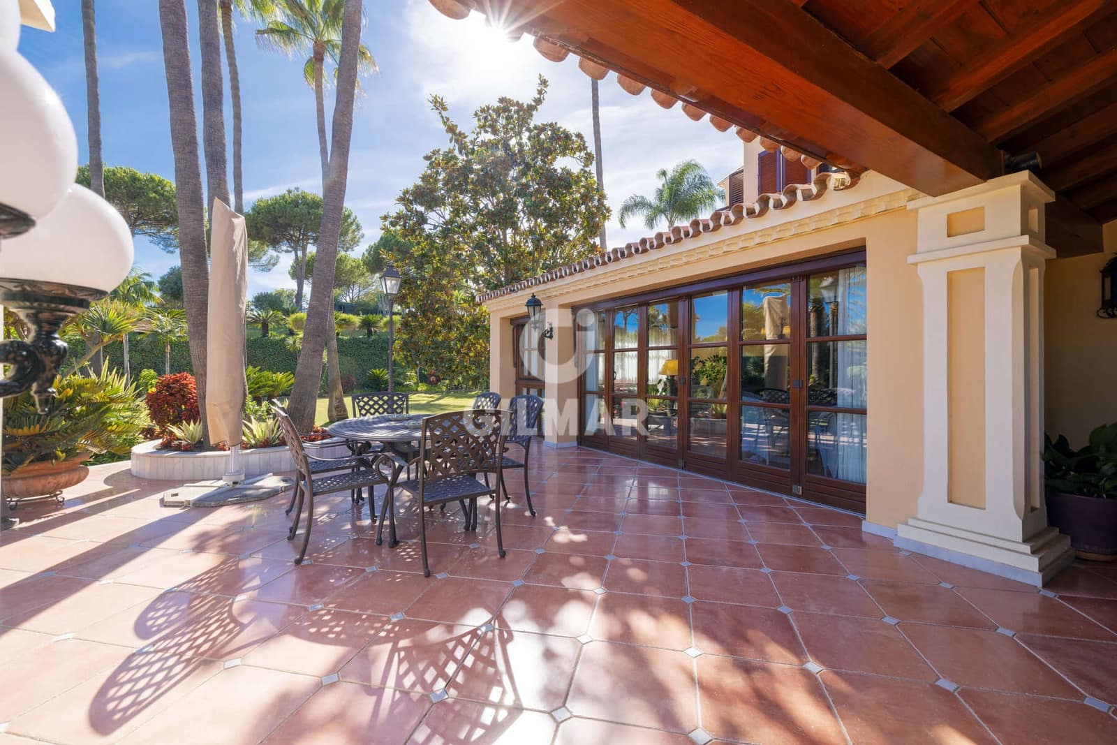 5 bedroom Villa for sale in Estepona with pool - € 4,200,000 (Ref: 9592097)