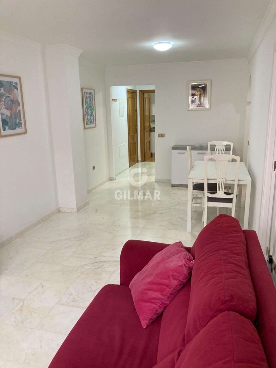 3 makuuhuone Asunto myytävänä paikassa Estepona mukana uima-altaan 
autotalli - 309 000 € (Ref: 9596468)