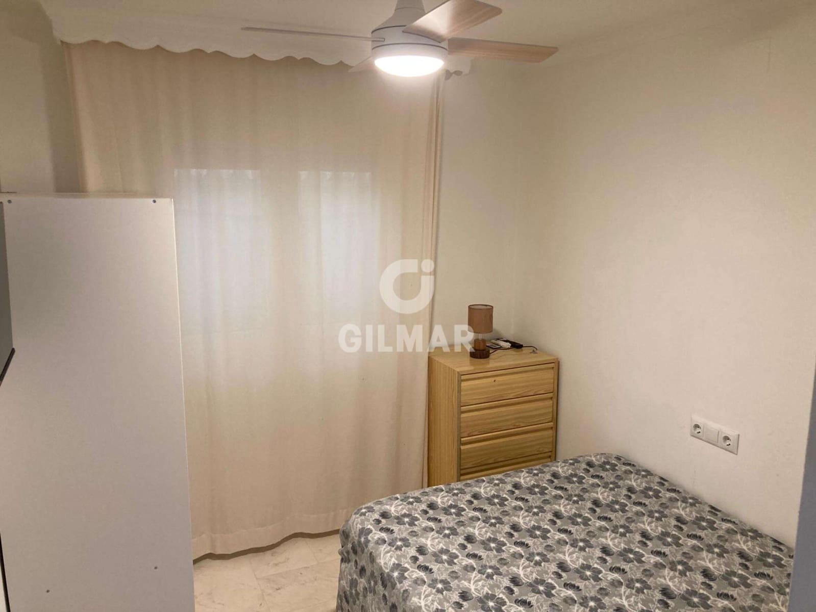 3 makuuhuone Asunto myytävänä paikassa Estepona mukana uima-altaan 
autotalli - 309 000 € (Ref: 9596468)