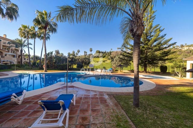 3 soverom Penthouse til salgs i La Duquesa / Puerto de la Duquesa, Manilva med svømmebasseng garasje - € 375 000 (Ref: 9599816)