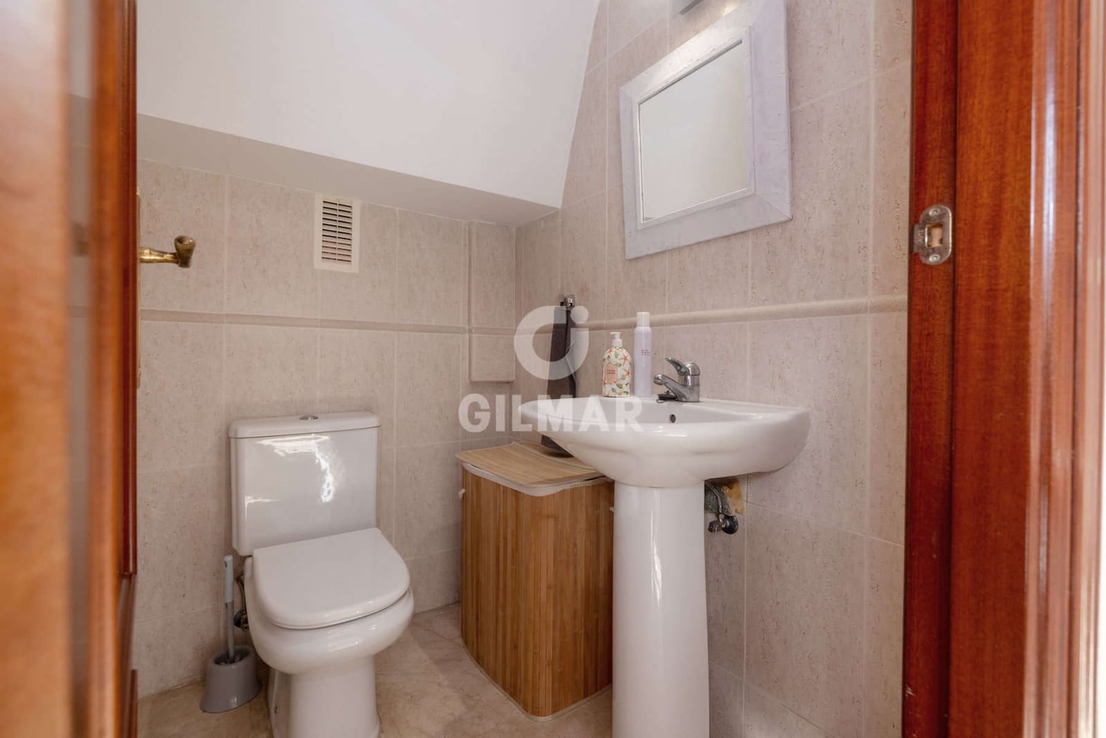 3 bedroom Penthouse for sale in La Duquesa / Puerto de la Duquesa with pool garage - € 375,000 (Ref: 9599816)